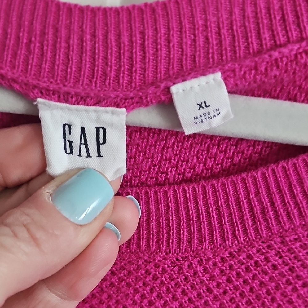 Women's Pink Sweater - Picture 2 of 4